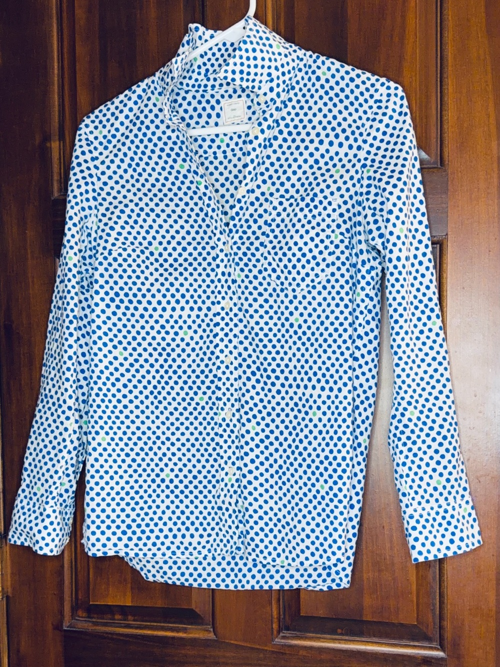 Gap vintage Blue Polka Dot women’s Button-Up Shirt - Picture 2 of 4